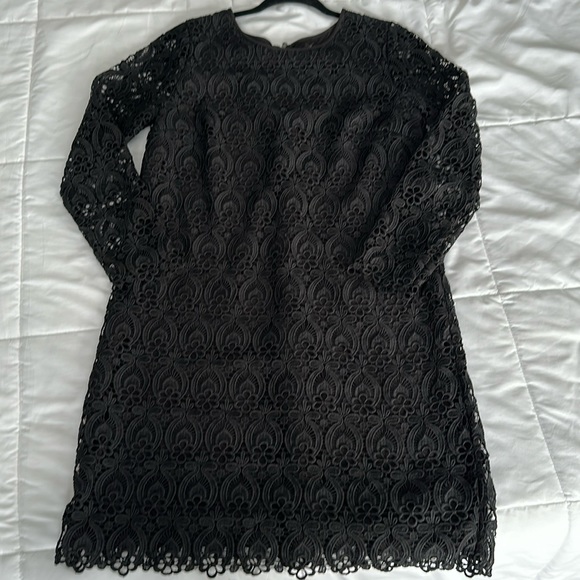 Gorgeous club Monaco lined lace dress - Picture 1 of 4